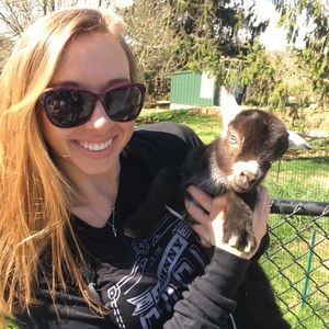 Meet your Posher, Haley